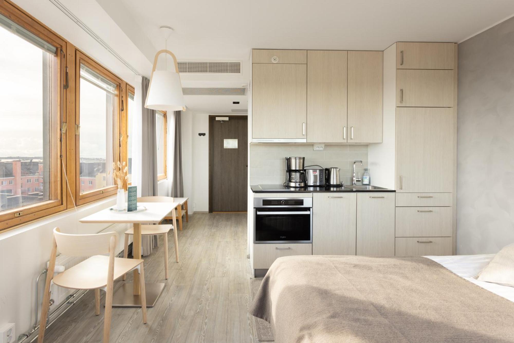 Noli Soernaeinen Hotel Helsinki Eksteriør billede